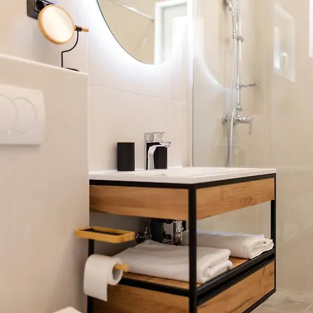 Апартаменты Alexis *