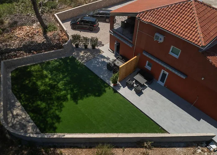 アパート Alexis マリ・ロシニュ