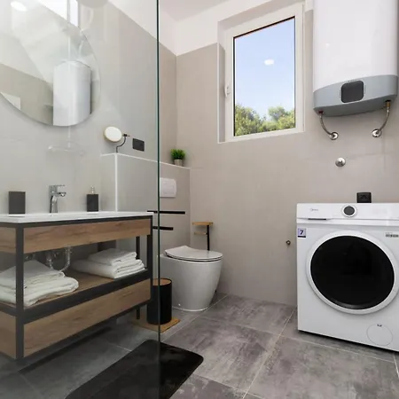 Alexis - Mediterranean Luxury Living Apartament