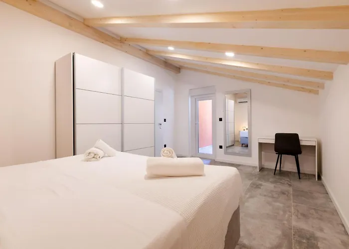 Alexis Apartment *